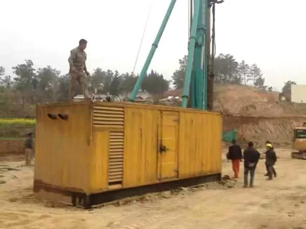 文成如何判断水冷式机油散热器密封件是否需要更换?